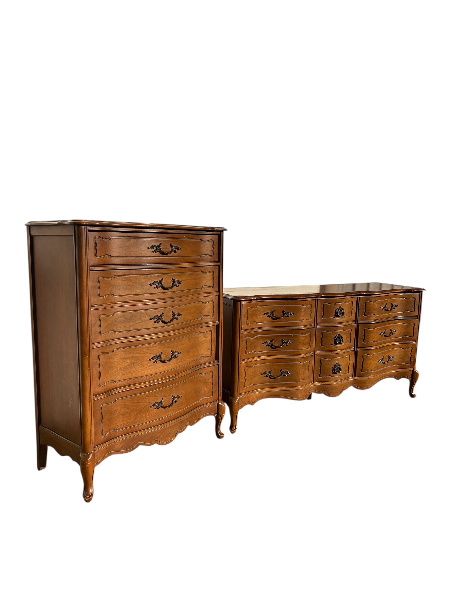 Vintage French Provincial Dresser Set