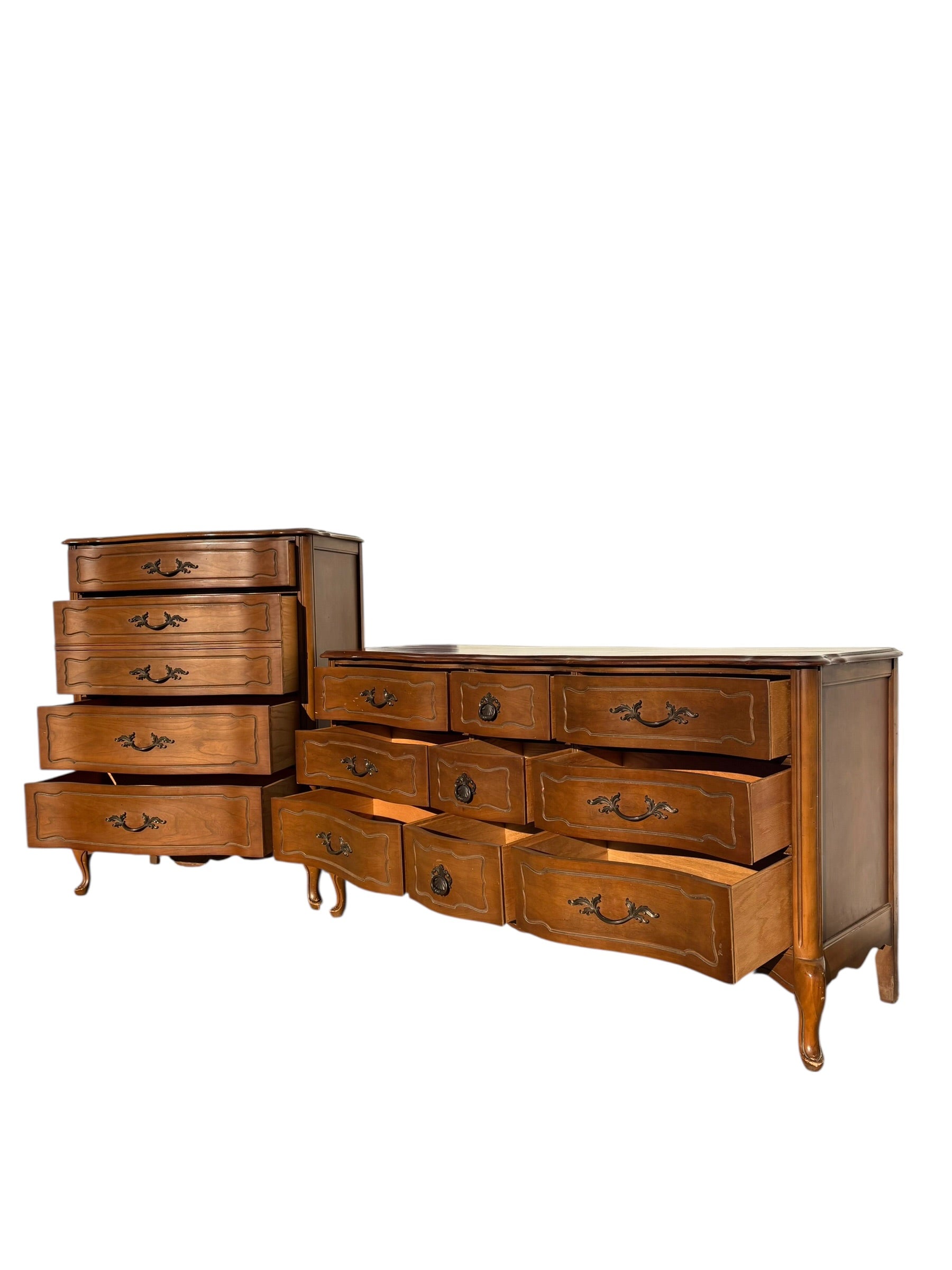 Vintage French Provincial Dresser Set